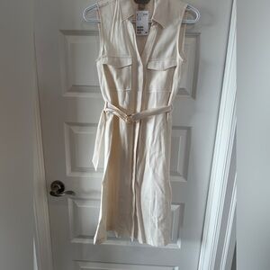 H&M Women’s Cream Sleeveless Knee Length Button Utility Dress Size 0